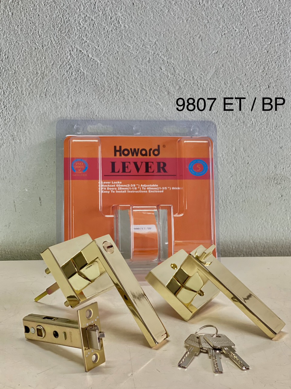 Khóa tròn gạt Howard 9807 màu vàng - Hàng chính hãng
